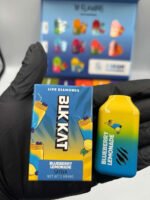 BLK KAT Live Diamonds 2g Disposable